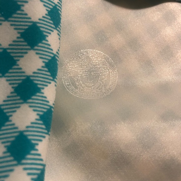 Versace skirt - Picture 6 of 9